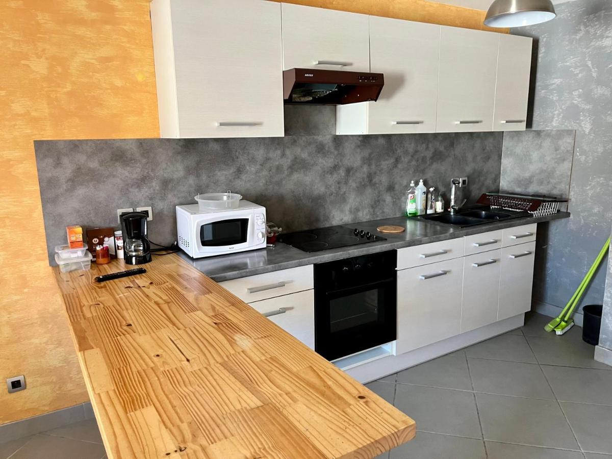 Appartement 2 Chambres - Lits King Size - Wifi - Baignoire Le Puy-en-Velay المظهر الخارجي الصورة